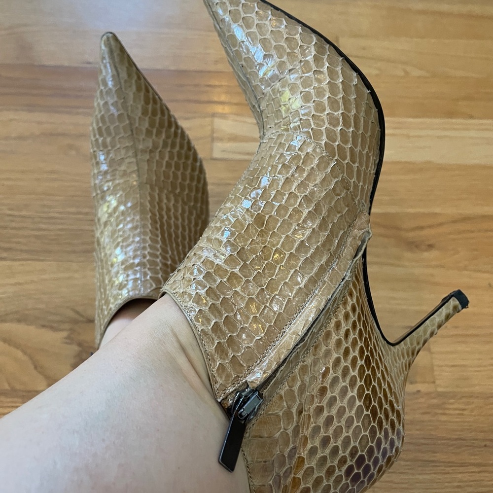 Rare! Yves Saint Laurent vintage python boots/ booties! Made in Italy